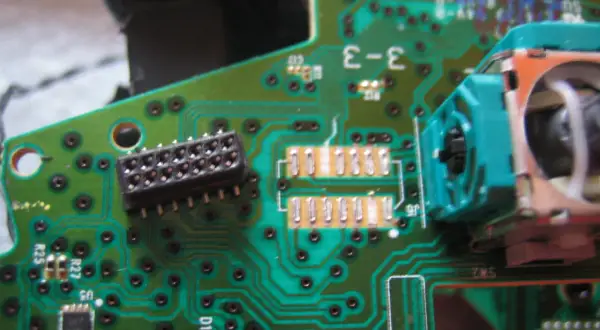 Zepsuł się pad Xbox One? Napraw go sam i oszczędź na nowym!